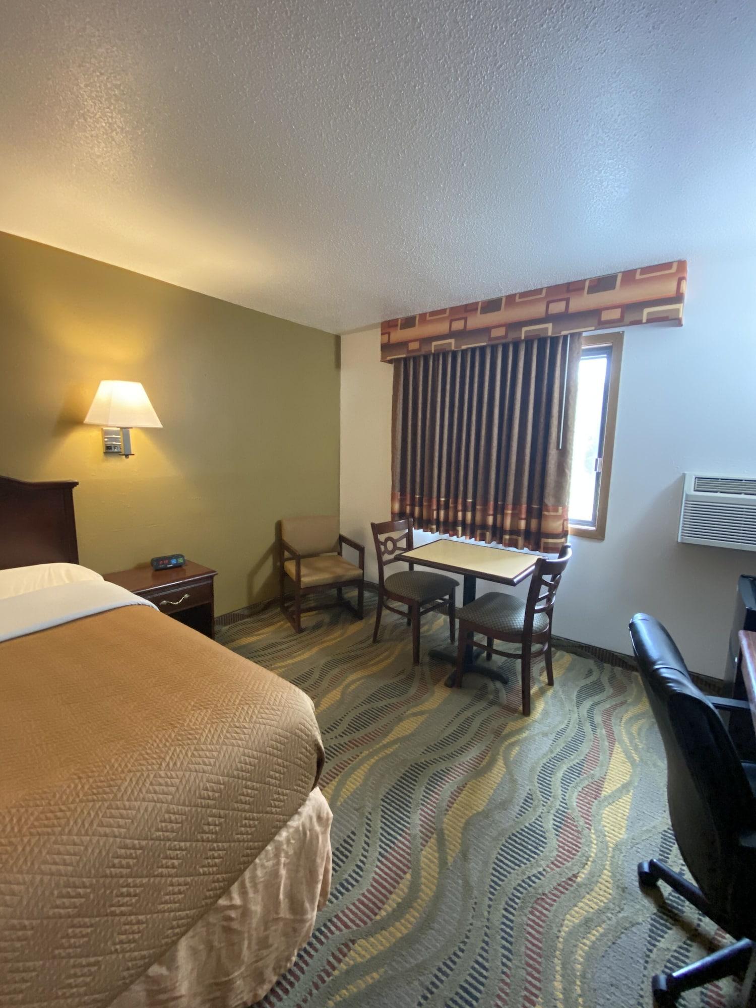 Travelodge By Wyndham La Porte/Michigan City Area Buitenkant foto